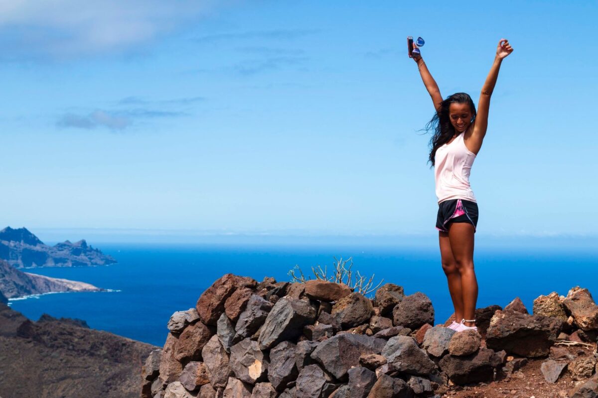 AVENTURKA TEAMBUILDING KANARSKE OSTROVY, AVENTURKA TEAMBUILDING KANARSKE OSTROVY, teambuilding kanárske ostrovy, surf na gran canarii, tanec v las palmas, gran canaria, teambuilding pod kanárskym slnkom