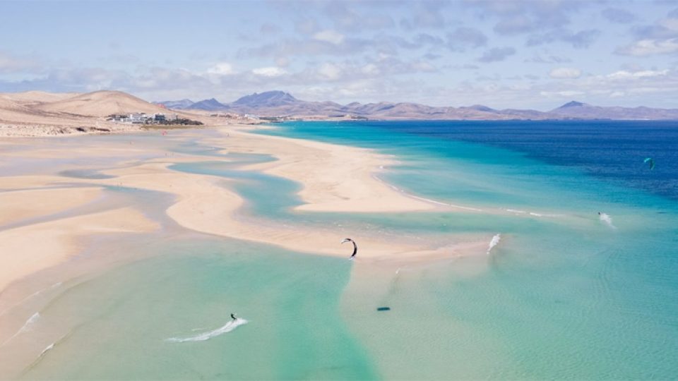 AVENTURKA TEAMBUILDING KANARSKE OSTROVY, AVENTURKA TEAMBUILDING KANARSKE OSTROVY, AVENTURKA TEAMBUILDING KANARSKE OSTROVY, teambuilding kanárske ostrovy, surf na gran canarii, tanec v las palmas, bicyklovanie na fuerteventure, gran canaria, teambuilding pod kanárskym slnkom