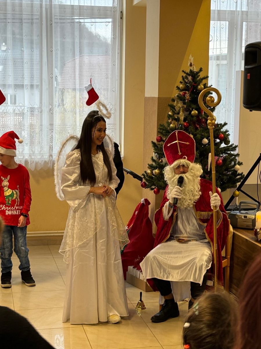 návšteva mikuláša slovensko, aventurka events, animátori slovensko, svätý mikuláš